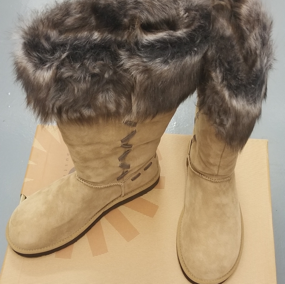 Brand NWT UGG® Australia Rosana Classic Tall Boots sz 11